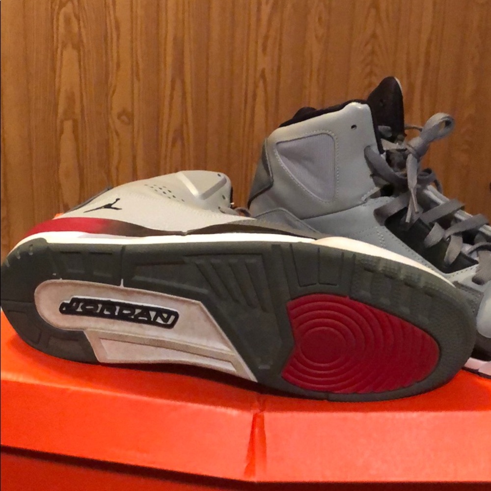 Jordan Flight - image 2